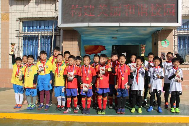 彩民18元擒大乐透1734万 理性购彩主要为做公益